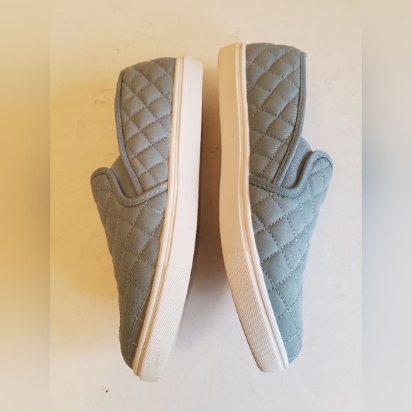 Steve Madden Ecntrcqt  Women's Quilted Slip on Shoes Sneakers Blue Size   11 - Picture 7 of 13